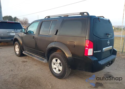 2005 Nissan Pathfinder Se z USA, uszkodzony, nr VIN 5N1AR18U35C711006